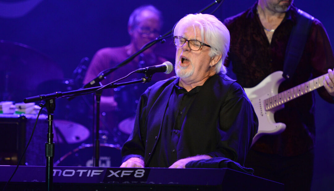 Michael McDonald Αμερικανός τραγουδιστής γνωστός για την χαρακτηριστική φωνή του