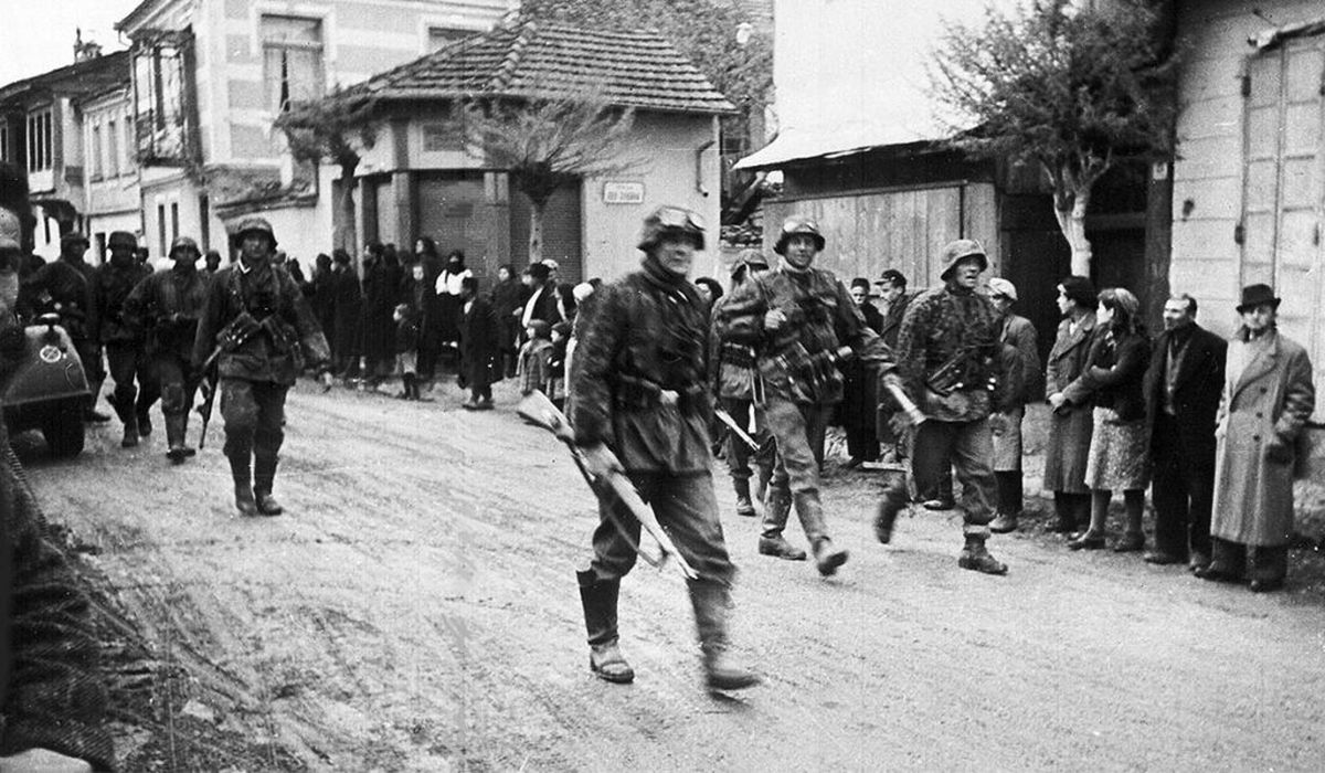 Η ζωή στην Ελλάδα κατά την διάρκεια της Γερμανικής κατοχής όσον αφορά την διατροφή τα επαγγέλματα την μάθηση και τις επιστήμες.
